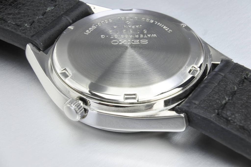 SEIKO A model among businessmen at the time 1975 Lord Matic 25 jewels Crystal glass Automatic Watch strap Excellent condition 5606-8031