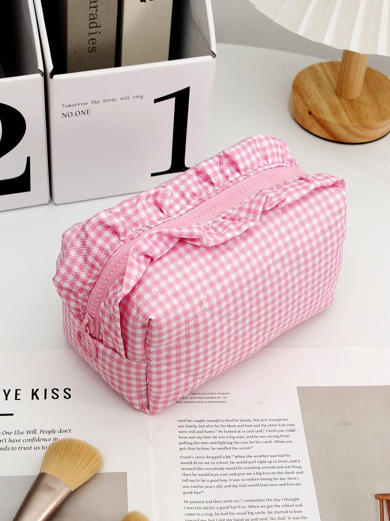 Floral Makeup Bag with Lace Trim  Large Capacity Quilted Cosmetic Toiletry Organizer Case Travel Portable Cosmetic Pouch