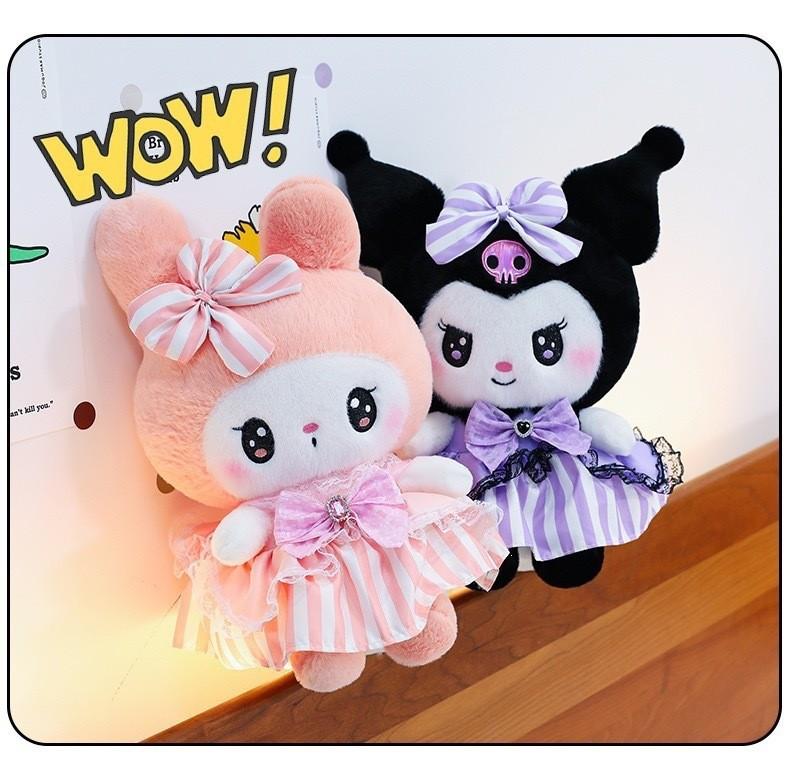 Peluche di Sanrio Kuromi Regalo di Compleanno per Bambina Con Fiocco e Vestito Per Bambini e Collezionisti