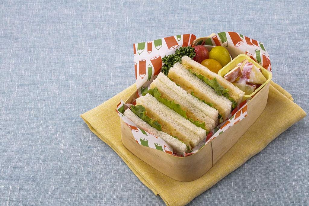 10 Minutes in the Easy Lunch Box for Junior and Senior High School Students 320 Morning!