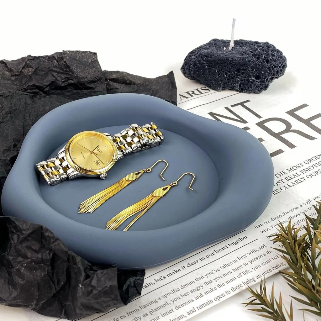 Cloud Silicone Coaster Slip Resistant and Heatproof Drink Cup Mat Coffee Hot Pad Table Protector Kitchen Tableware Set