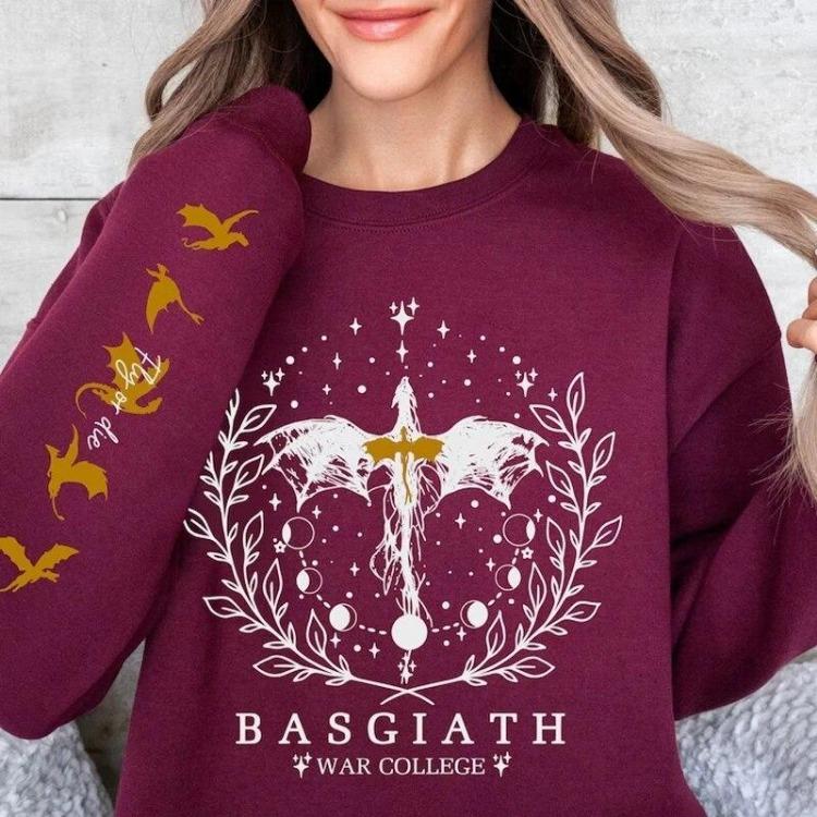 Women Fantasy Reader Graphic Hoodies Bookish Sweatshirt Fourth Wing Basgiath War College Riders Quadrant Pullover