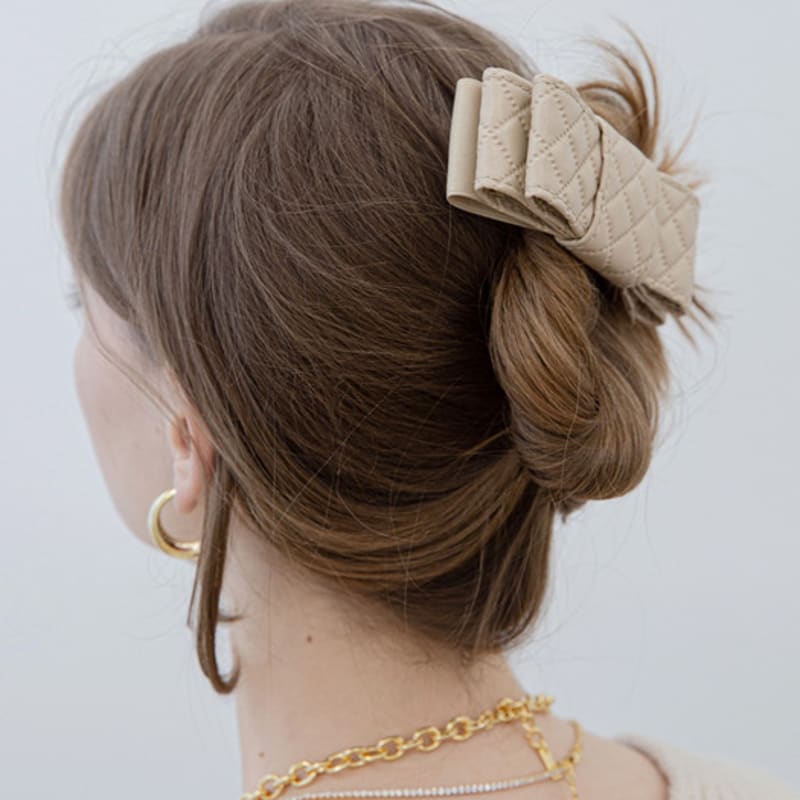 Jean Paul Clarisse Quilted Square Ribbon Pin JP-21-032AB