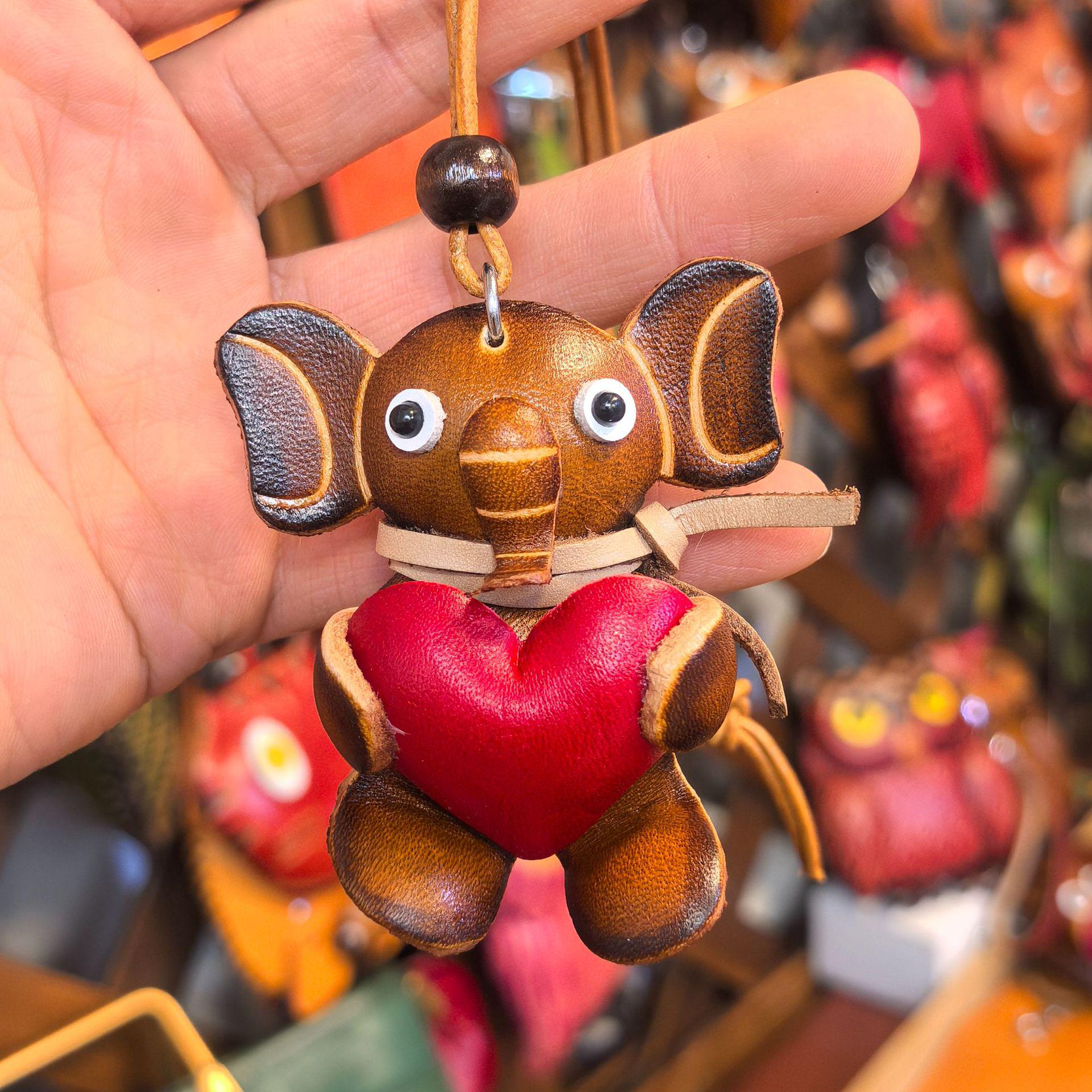 Genuine Cowhide Leather Elephant Keychain Pendant - Handmade Yunnan Souvenir