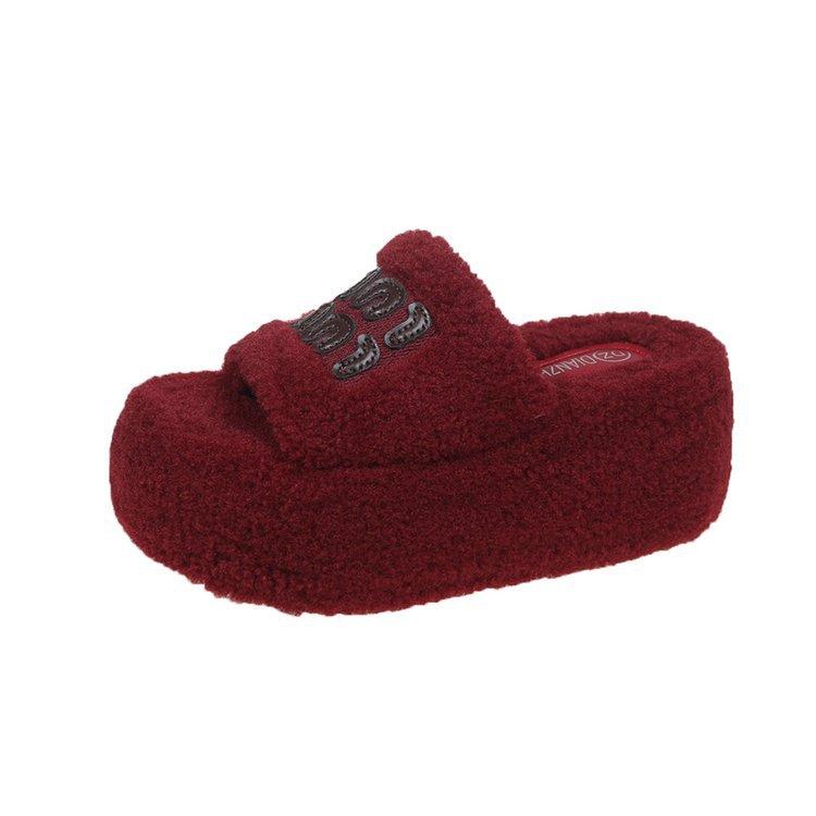 Internet celebrities star with the same hair slippers women wear 2025 new autumn heightened thick bottom black cashmere cotton mop