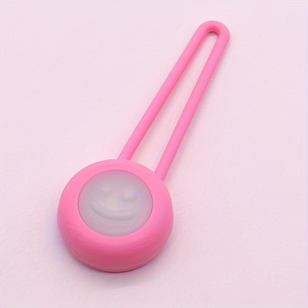 Silicone Pet LED Pendant Light For Dogs & Cats - Night Safety Flashing Round Tag, Replaceable Battery, Long-lasting Glow