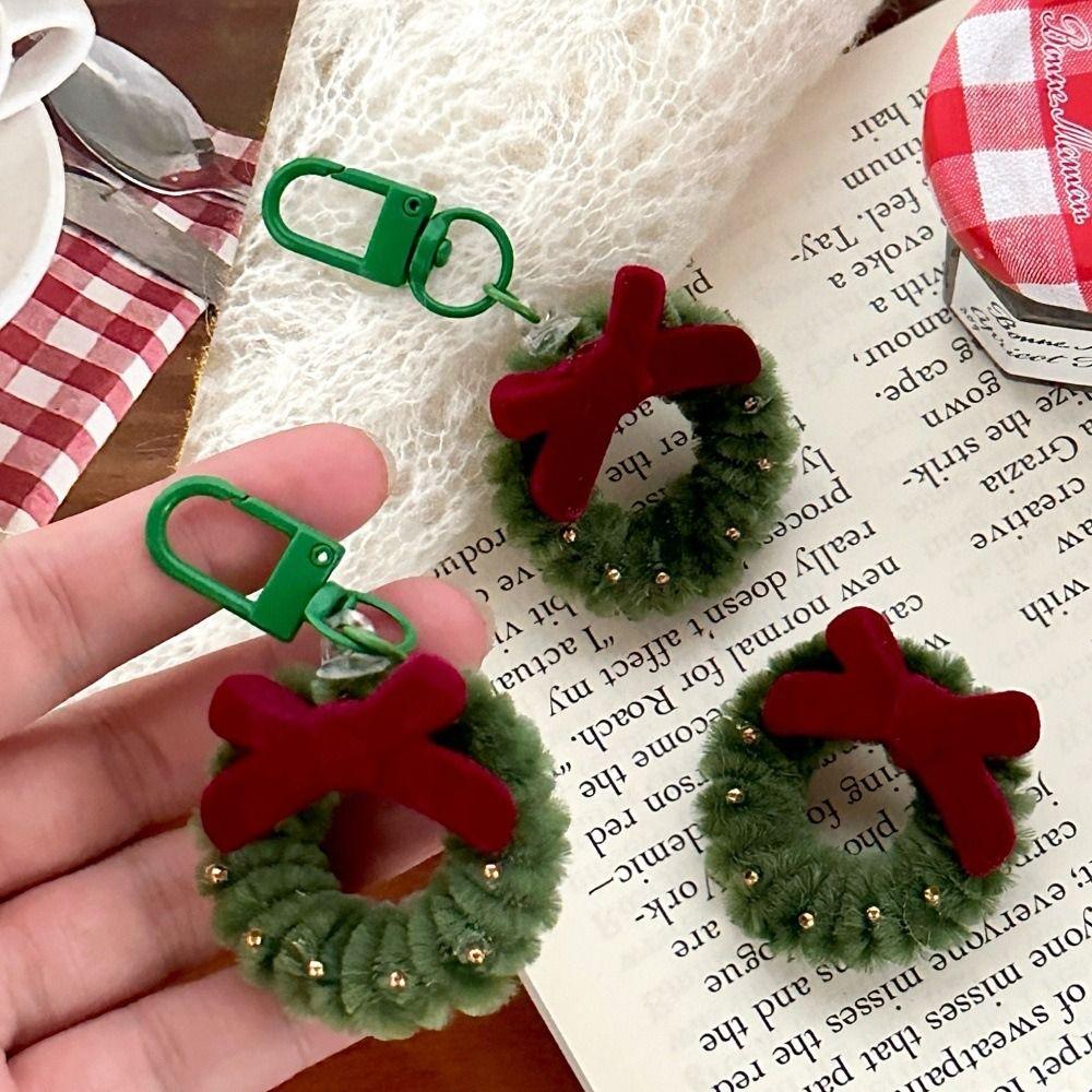 Red Mini Wreath Keychain Cartoon Christmas Brooch Fashion Christmas Pendant  Birthday Gift