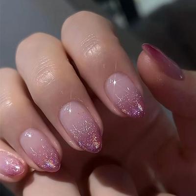 Minimalistische Lila Glitzer Farbverlauf Aufklebe Nägel Kurze Mandelform