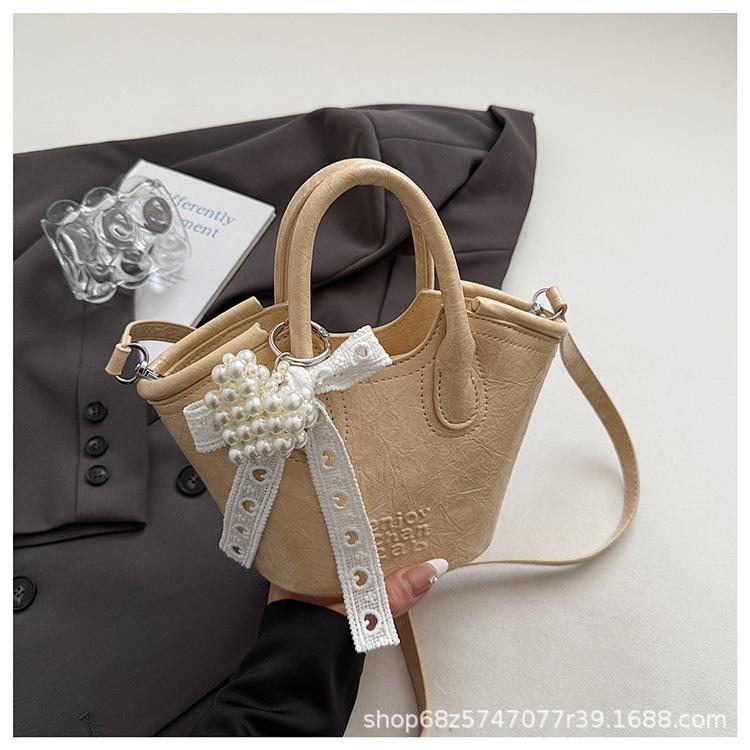 Premium Handbag Bag Women's 2025 New Fashion Versatile Foreign Style Bucket Bag Casual Simple Women's Messenger Bag