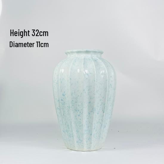 Jingdezhen High-Temperature Diamond-Patterned Ceramic Vase with Silk Daisy Flowers for Wedding Decor