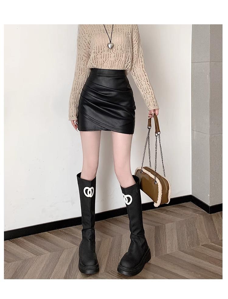 High-Waisted Black A-Line Irregular Leather Short Skirt for Women, Spring/Winter 2026