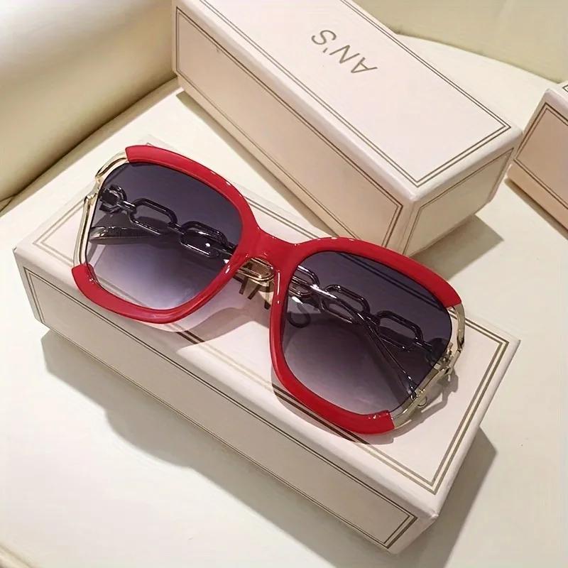 Brand New Metal Hollow-out Chain Leg Sunglasses Vintage der Fashion Trend Street Catwalk Sunglasses for Ladies Shades