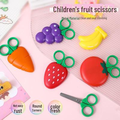 Kindersichere magnetische Schere mit abgerundeten Spitzen für Kinder