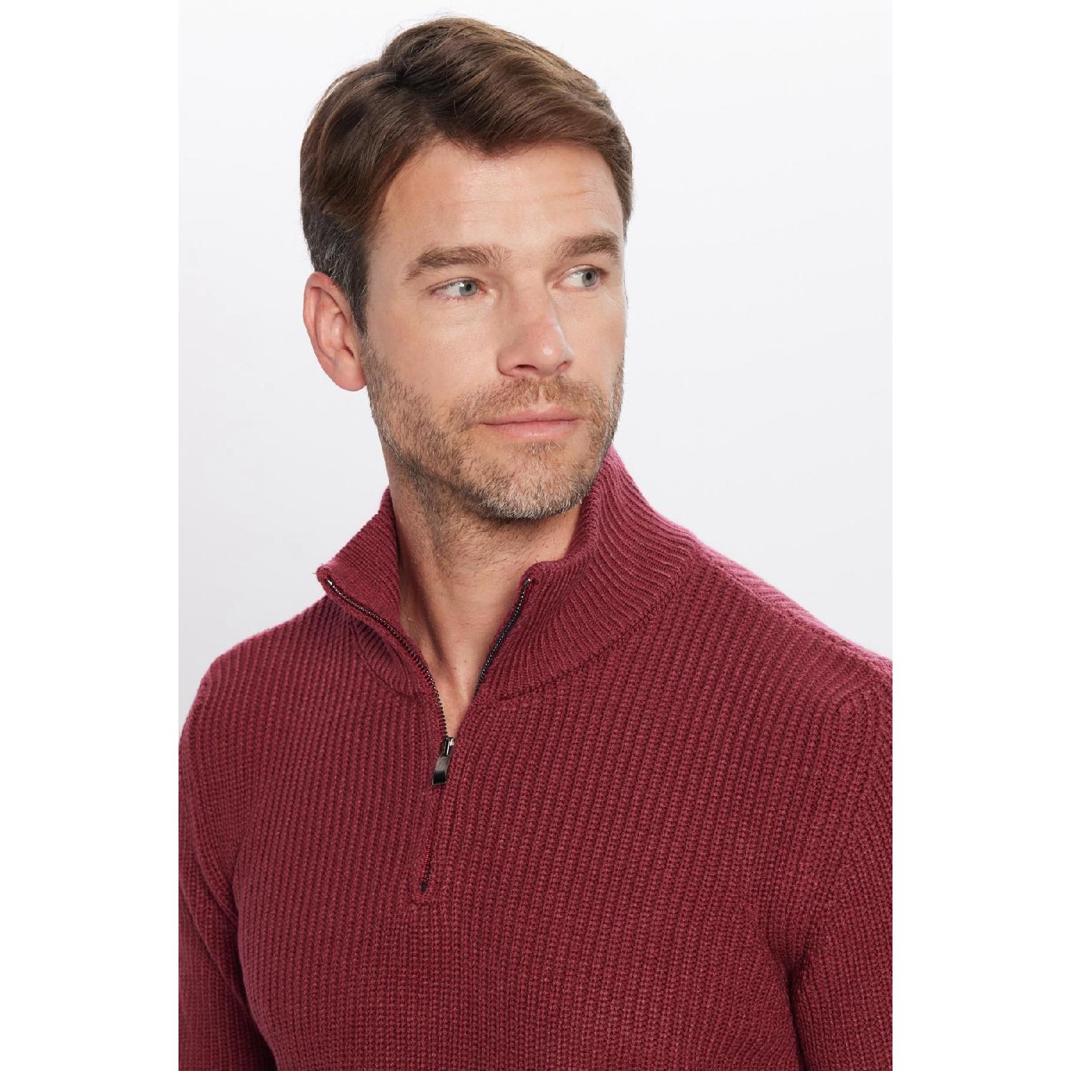 

Men s Slim Fit Narrow Cut Zippered Claret Red High Collar Knitwear Sweater M