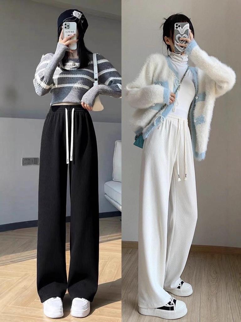 Cozy Women's Wide-Leg Fleece-Lined Corduroy Pants for Autumn and Winter