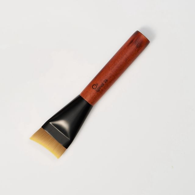 

Hepius - Crescent Foundation Brush OR26 & Brown