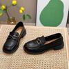 Mocassini super morbidi da donna 2025 nuovi scarpe piccole in pelle britanniche primavera ed estate scarpe da donna a un pedale popolari scarpe singole con suola piatta