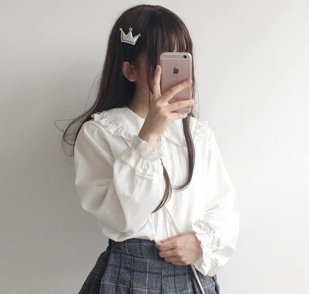 Lolita Long Sleeve Blouse Tops Round Collar Ruffles White White [Lady Lazy] Women's (M)