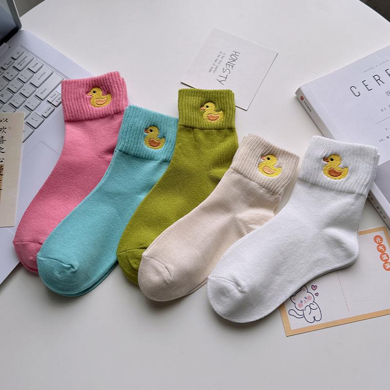 Sock Children's Mid-calf Socks, Sweat-absorbing and Odor-fighting, Cartoon-style, Versatile Cotton Socks