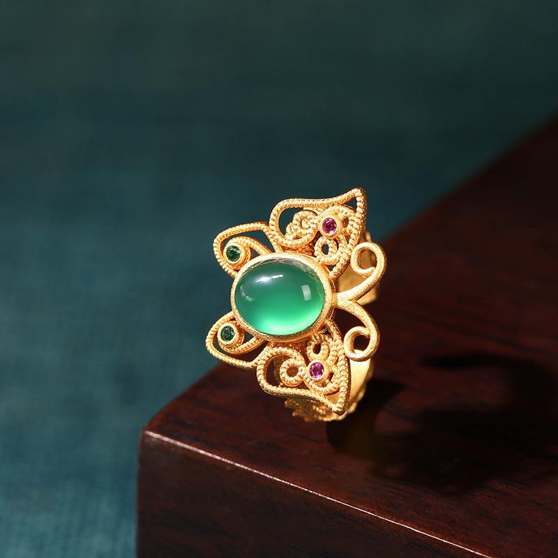 

2023 National Trend Gold-Plated Openwork Butterfly Chalcedony Ring – Chinese Retro Jewelry Adjustable