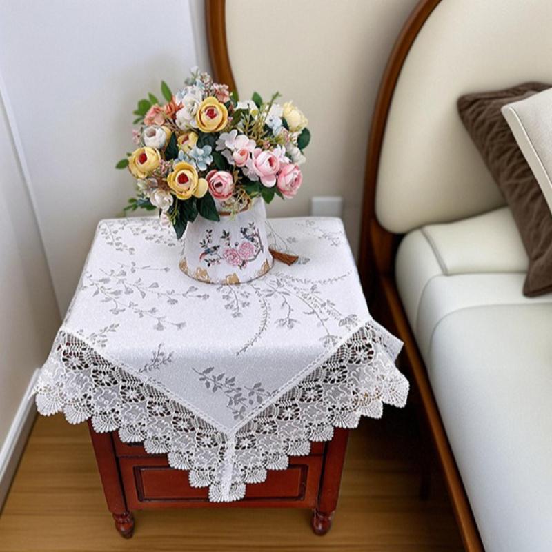 French Retro Hollow Lace Tablecloth White Circular Dining Table Cloth Princess Style Bedroom Dressing Tablecloths Photography Props Decorative Cloth