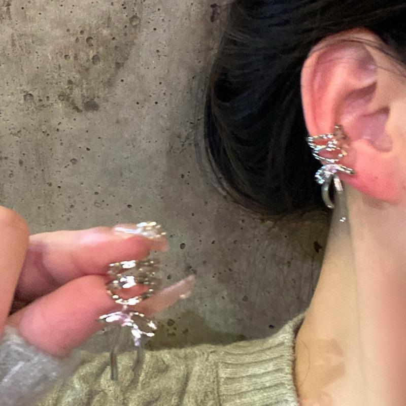 2026 new silver earrings plain ring earrings women's high-end sense niche temperament large circle earrings
