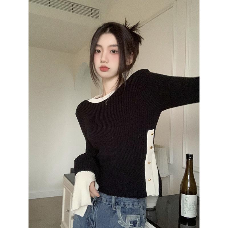 In the autumn and winter of , the new contrasting color splicing short sweater is split and thin, and the high-waisted inner cardigan is for one size fits all чёрный