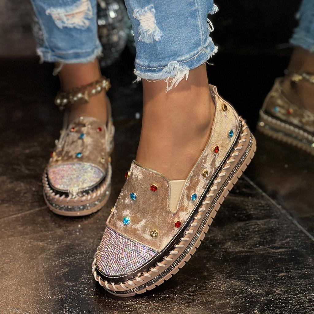 Women Sneakers Casual Large Size Slip-On Diamond Fashion Loafers Trendy Flat Shoes Women Comfortable Rubber Sole Sneakers Women