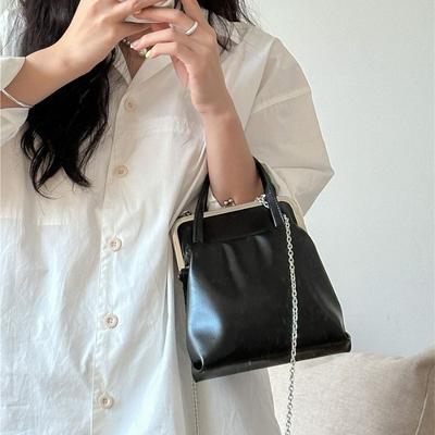 Chain Bag Women's High-end Sense Fashion Simple Portable Clip Bag Soft Niche Design Messenger Bag Women