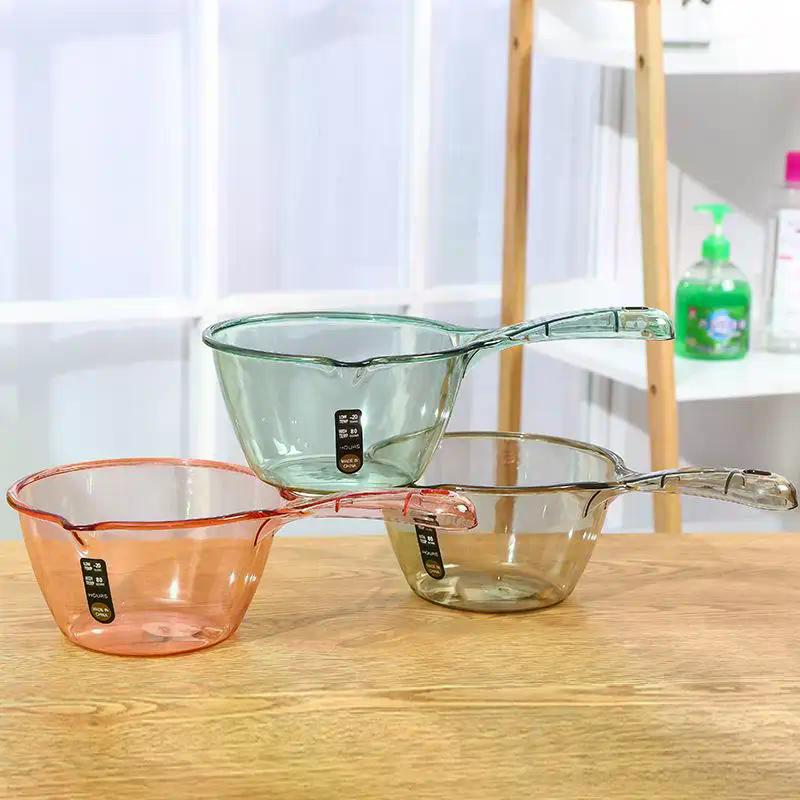 1Pcs Household Creative Water Ladle Wrestling Not Broken Transparent Water Scoop Thickened Plastic Water Spoon Kitchen Utensils