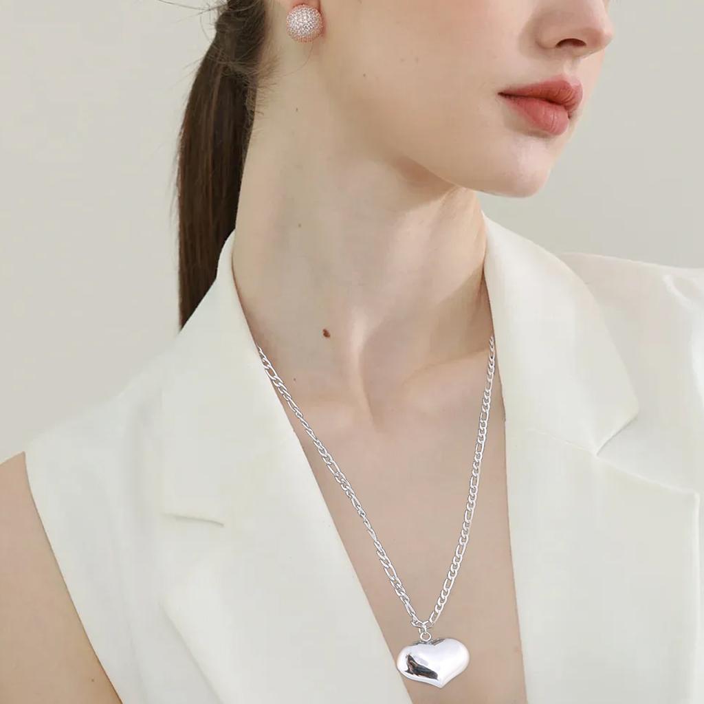 Personalized Heart Shaped Necklace Distinctive Necklace with Heart Charm Contemporary Clavicle Chain Neck Adornment