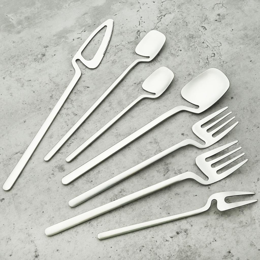 Western 16Pcs Knife Fork Spoon Dinnerware Set Matte 304 Stainless Steel Dinner Cutlery Set Party Kitchen Flatware Tableware