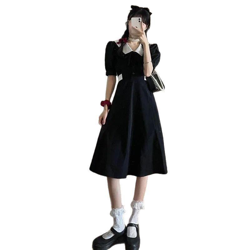 Summer black short-sleeved dress for women, small first love, waist and thin design sense French retro Platycodon niche