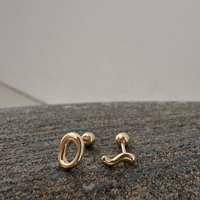 youngglow 14k oval line piercing