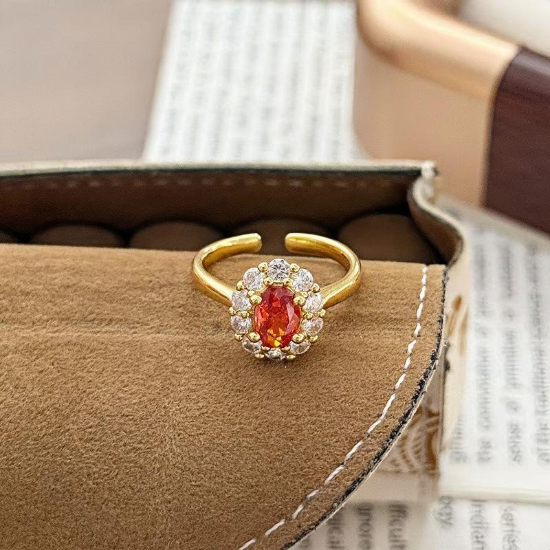 Medieval Vintage Lace Red Zir*****Pen Ring Women'S Niche High-End Light Luxury Index Finger Ring
