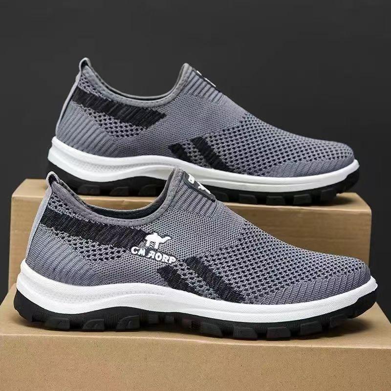 Men's New Wholesale Mesh Shoes, Lightweight Casual Soft Sole Walking Shoes, Lazy Slip-on Dad Shoes for Middle-aged Elderly