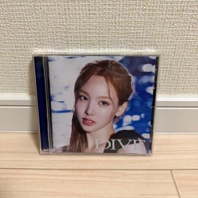 [USED] TWICE DIVE CD ONCE JAPAN Limited Edition Nayeon Solo Version