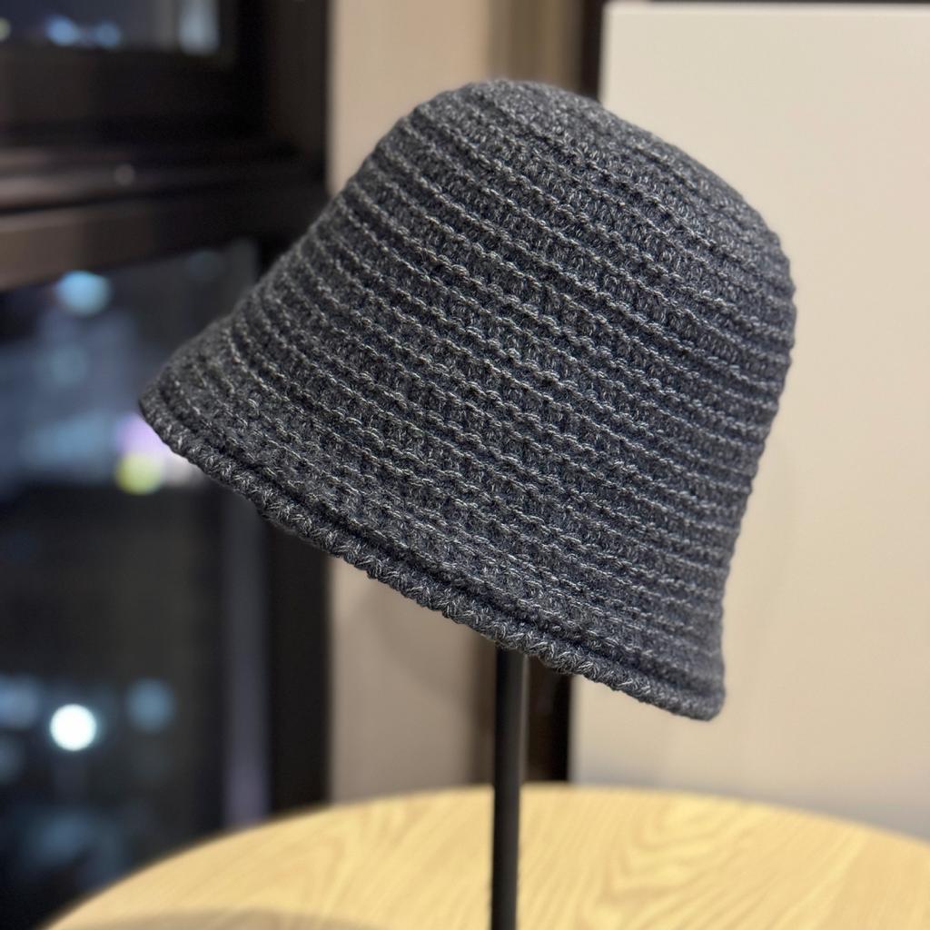 Retro Autumn and Winter Fisherman's Hat Women's Round Bucket Hat Bell  Shaped Knitted Warm Hat Versatile Face Showing Small Basin Hat