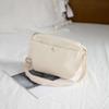 Minimalist Canvas Shoulder Bag For Daily Commute With Zipper Closure