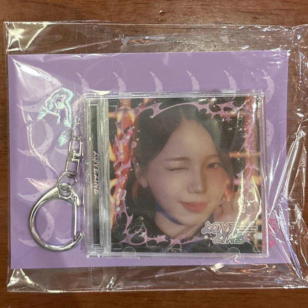 [USED] NiziU LOVE LINE soundwave mini CD key ring Ayaka