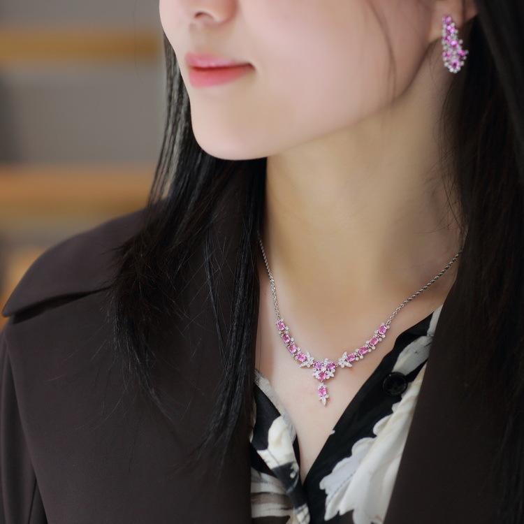 Meet Beauty, Heavy Industry Light Luxury Super Fairy Butterfly Full Diamond Necklace, Micro-Inlaid Diamond Luxury Argyle Pink Diamond Set Chain