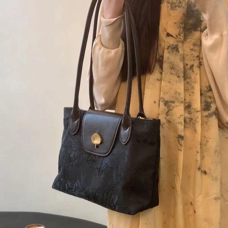 

IELGY Новая свадебная сумка в китайском стиле, красная сумка под мышкой, сумка через плечо чёрный