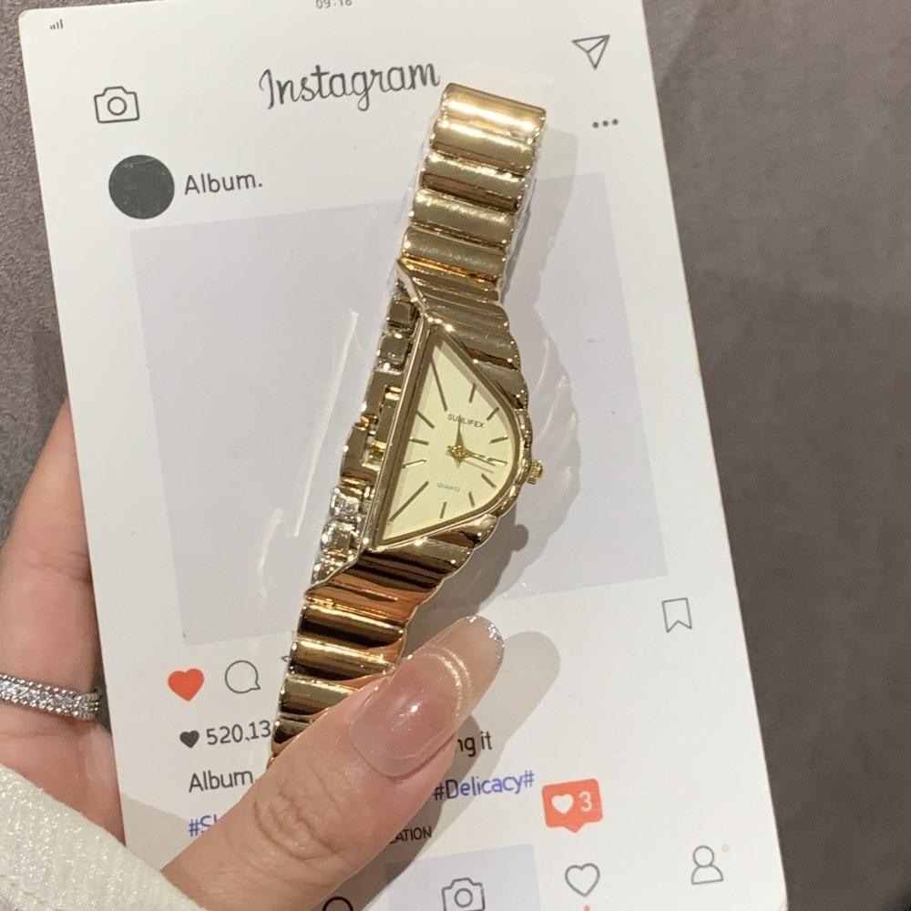 Irregular Niche Women s Watch Gold Chain Elegant Luxury Ladies Wristwatch Half-Moon Dial Fashion Jewelry Quartz Watch Business