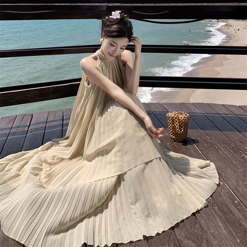 Seaside vacation dress pleated skirt long dress high atmosphere photo Muse wear sexy fairy suit skirt