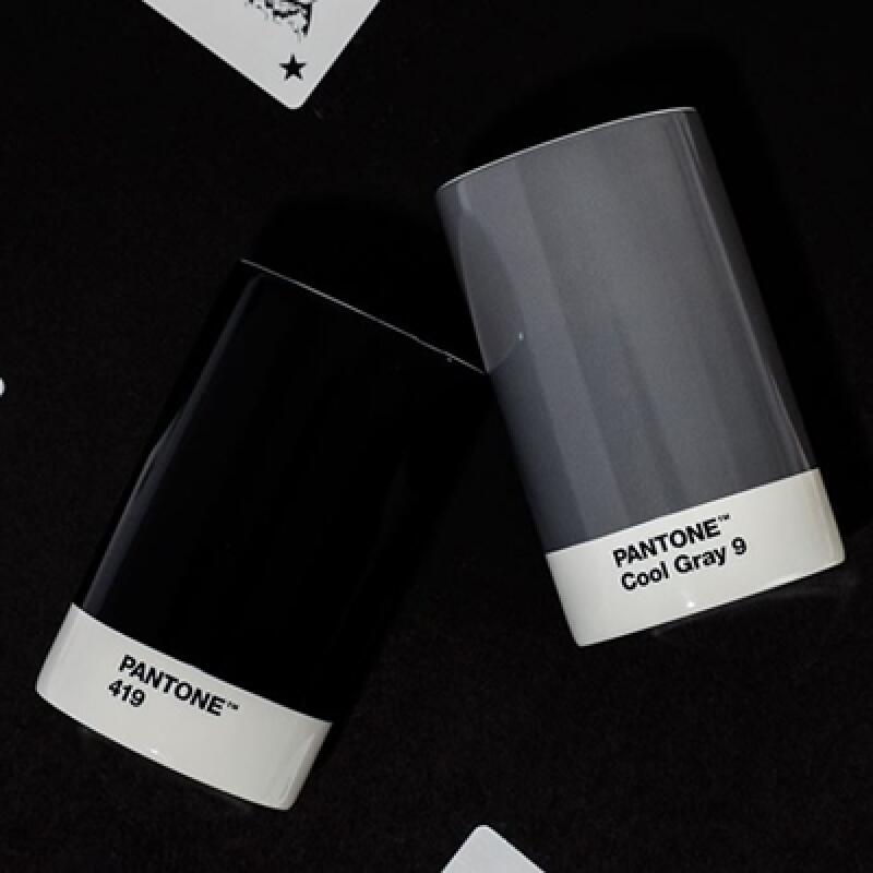 Pantone Vielzweckbecher (Schwarz 419)