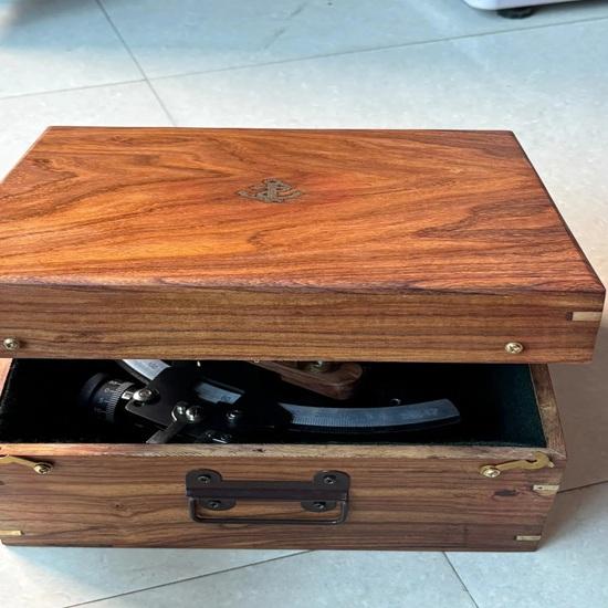 Messing Tamaya Sextant mit Holzkiste 22,86 cm Nautische Dekoration Maritimes Navigationsinstrument Akzent für Zuhause oder Büro Sammlergeschenk