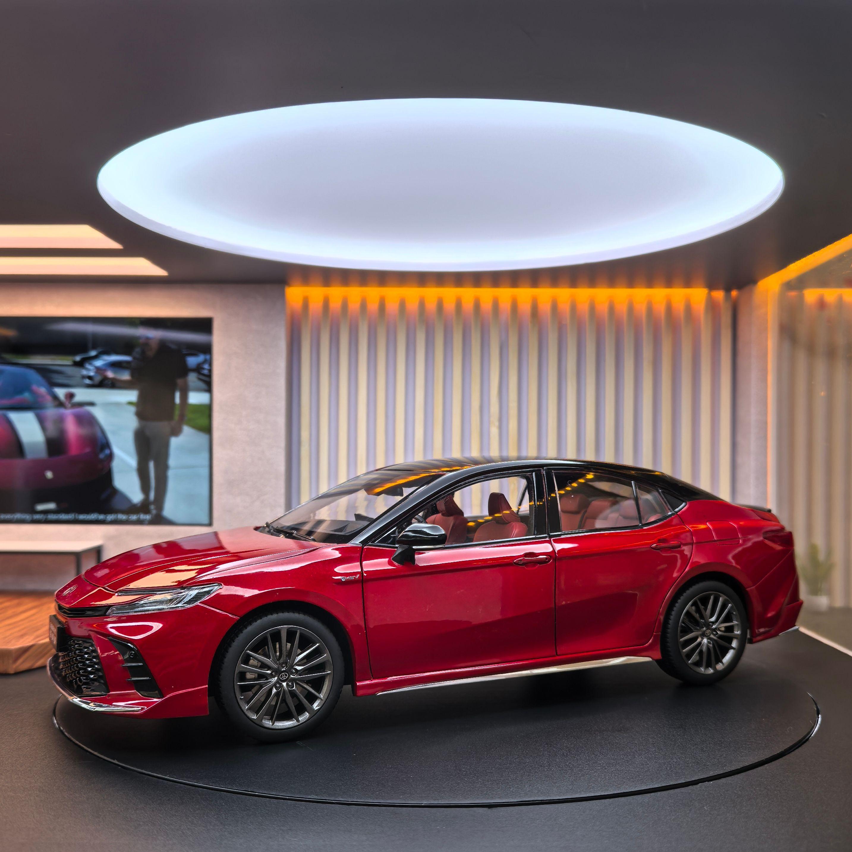 

1:18 2025 CAMRY Высокодетализированная литая модель автомобиля Металлическая модель автомобиля Игрушки для детей Коллекция подарков