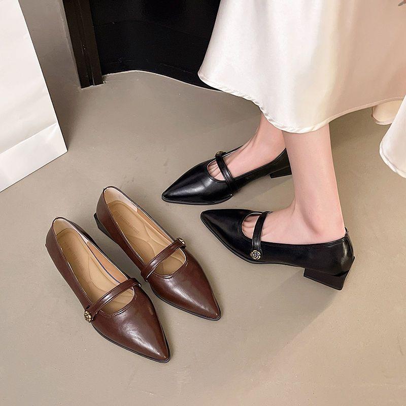 Camellia versatile pointed tip shallow mouth temperament high heels French black thick heel Mary Jane shoes spring and summer new