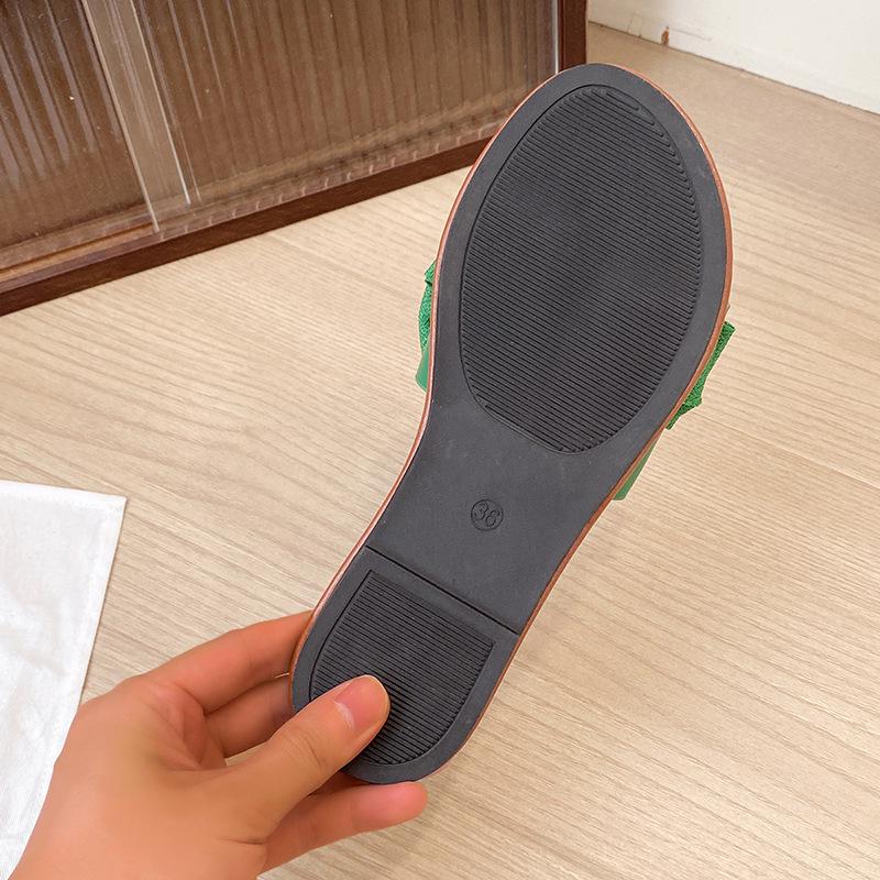 Women's Plus Size Round Toe Slippers - 2025 Fashion Butterfly Flower Sandals, Comfortable and Casual.