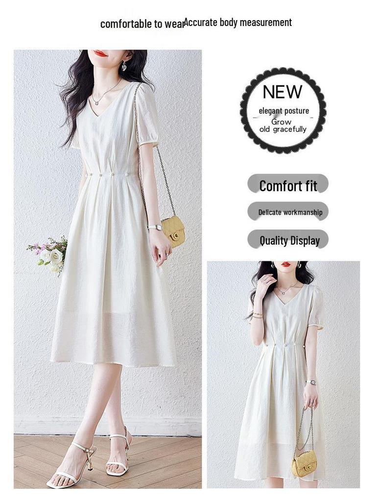 Elegant French-Style Summer Dress: Cinched Waist, Age-Defying Design